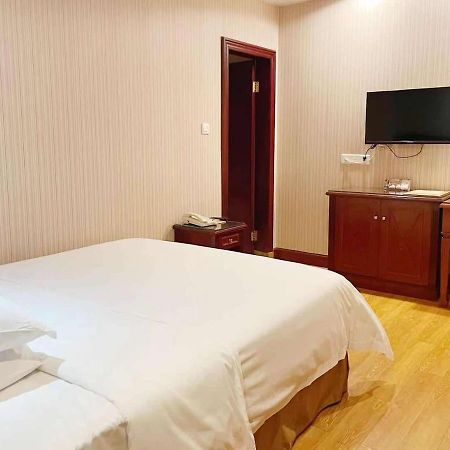 Vienna Hotel In Pinghu Square Shenzhen Eksteriør billede