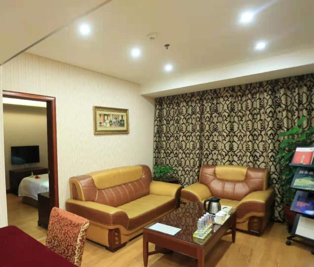 Vienna Hotel In Pinghu Square Shenzhen Eksteriør billede
